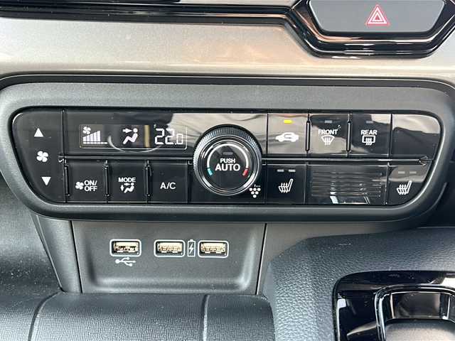 ホンダ Ｎ ＷＧＮ L スタイル+ビター 三重県 2024(令6)年 0.7万km プレミアムサンライトホワイトパール 純正8型ナビ /バックカメラ /ビルトインETC /前席シートヒーター /スペアキー /コーナーセンサー /レーダークルーズコントロール /レーンキープアシスト/衝突軽減ブレーキ/USB給電 /電子パーキング /ブレーキホールド /純正フロアマット /LEDヘッドライト/オートライト/シートリフター/電動格納ミラー/禁煙車