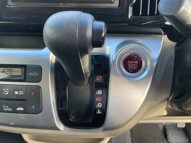 ホンダ Ｎ ＷＧＮ G Lパッケージ 富山県 2017(平29)年 8.3万km プレミアムホワイトパールⅡ ４ＷＤ／/ワンオーナ－／/社外７インチナビ／/フルセグＴＶ／/ＤＶＤ再生／/バックカメラ／/ビルトインＥＴＣ／/運転席助手席シートヒーター／/シティブレーキアシスト／/ホイール付き冬タイヤ４本積み込み／/スマートキー