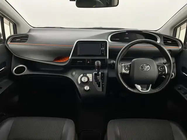 トヨタ シエンタ G クエロ 新潟県 2018(平30)年 4.3万km ホワイトパールクリスタルシャイン プッシュスタート/ＴＳＳ/純正ナビ　/バックモニター　/ＥＴＣ　/フルセグＴＶ　/Ｂｌｕｅｔｏｏｔｈ接続　/両側パワースライドドア　/ＬＥＤライト　/ハーフレザーシート　/ステアリングスイッチ　/レーンキープアシスト　/電動格納ミラー/ビルトインETC