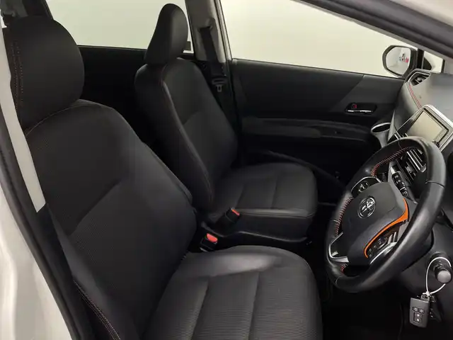 トヨタ シエンタ G クエロ 新潟県 2018(平30)年 4.3万km ホワイトパールクリスタルシャイン プッシュスタート/ＴＳＳ/純正ナビ　/バックモニター　/ＥＴＣ　/フルセグＴＶ　/Ｂｌｕｅｔｏｏｔｈ接続　/両側パワースライドドア　/ＬＥＤライト　/ハーフレザーシート　/ステアリングスイッチ　/レーンキープアシスト　/電動格納ミラー/ビルトインETC