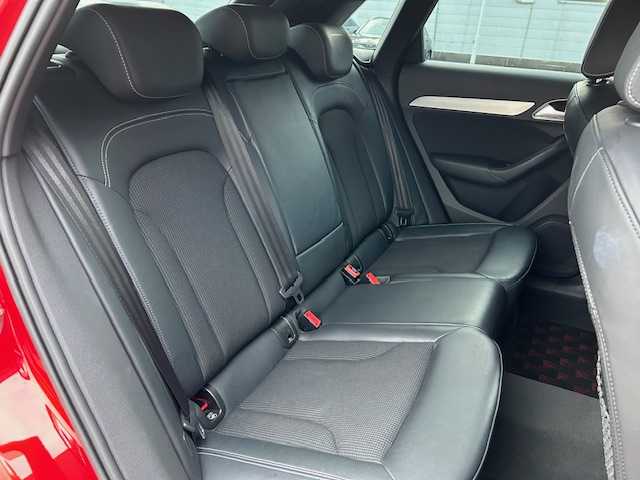 アウディ Ｑ３ 2．0 TFSI クワトロ 180PS 道東・釧路十勝 2015(平27)年 6万km ブリリアントレッド ４WD/MMI ナビゲーション/CD/DVD/SD/BT/フルセグ/リアビューカメラ/純正ETC/ドライブレコーダー/ハーフレザーシート/フロントパワーシート/パワーバックドア/ヒルアシストコントロール/アウディパーキングシステム/HIDヘッドライト/純正17インチAW/純正フロアマット