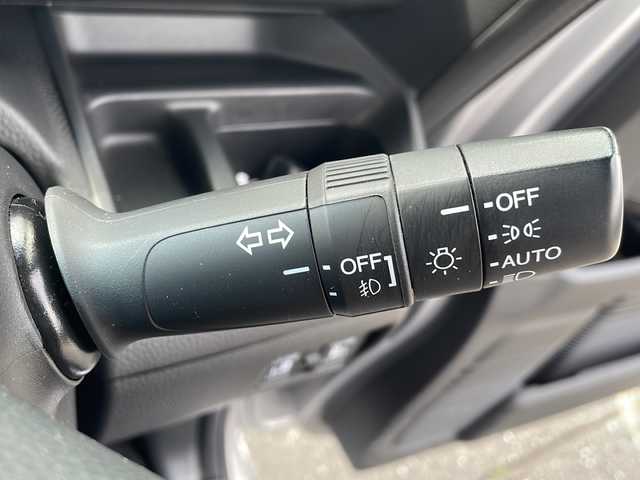 ホンダ Ｎ ＢＯＸ カスタム G L ホンダセンシング 岩手県 2019(令1)年 5.7万km ルナシルバーM 社外HDDナビ/AM/FM/CD/DVD/Bluetooth/フルセグTV/バックカメラ/ビルトインETC/ドライブレコーダー/両側パワースライドドア/アダプティブクルーズコントロール/衝突被害軽減ブレーキ/レーンキープアシスト/横滑り防止装置/コーナーセンサー/アイドリングストップ/シートヒーター/オートライト/LEDヘッドライト/フォグランプ/スマートキー/プッシュスタート/電動格納ミラー/純正14インチAW/純正フロアマット/ドアバイザー/取扱説明書