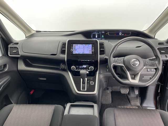 日産 セレナ ハイウェイスター 愛知県 2016(平28)年 6.2万km インペリアルアンバーP 純正ナビ/フリップダウンモニター/全方位カメラ/片側パワースライド/クルーズコントロール/バックカメラ/ハンズフリースライドドア/コーナーセンサー/純正アルミホイール/LEDヘッドライト/ドライブレコーダー/ETC/衝突軽減システム/フルセグ/CD DVD/Bluetooth/ステアリングスイッチ/スマートキー/プッシュスタート