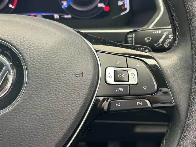 フォルクスワーゲン ティグアン TDI 4モーション ハイライン 鹿児島県 2019(令1)年 3.2万km アトランティックブルーメタリック 禁煙車/純正ナビ/　・Bluetooth/　・CD/DVD/　・AppleCarplay/　・AndroidAuto/　・SDカード/　・フルセグTV/全周囲カメラ/ブラインドスポットモニター/ヘッドアップディスプレイ/電動パーキングブレーキ/オートブレーキホールド/3ゾーンフルオートエアーコンディショナー/(運転席/助手席/後席独立調整、自動内気循環機能付)/運転席メモリーシート/全席シートヒーター/ビルトインETC2.0/電動リアゲート/電動格納ミラー/純正アルミホイール/LEDヘッドライト/フォグランプ/ワンオーナー