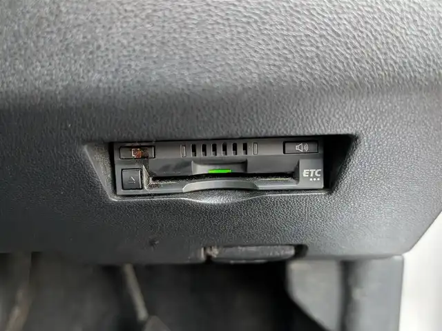 トヨタ パッソ モーダ　S 福井県 2018(平30)年 10.8万km シルバー 純正SDナビ（NSCD-W66）/・（ワンセグTV/CD/Bluetooth）/バックカメラ/スマートアシスト/アイドリングストップ/横滑り防止装置/エンジンスタートボタン/ETC/オートLEDライト/純正ホイールキャップ/純正フロアマット/スマートキー/保証書・取扱説明書