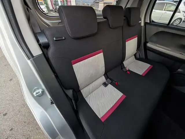 トヨタ パッソ モーダ　S 福井県 2018(平30)年 10.8万km シルバー 純正SDナビ（NSCD-W66）/・（ワンセグTV/CD/Bluetooth）/バックカメラ/スマートアシスト/アイドリングストップ/横滑り防止装置/エンジンスタートボタン/ETC/オートLEDライト/純正ホイールキャップ/純正フロアマット/スマートキー/保証書・取扱説明書