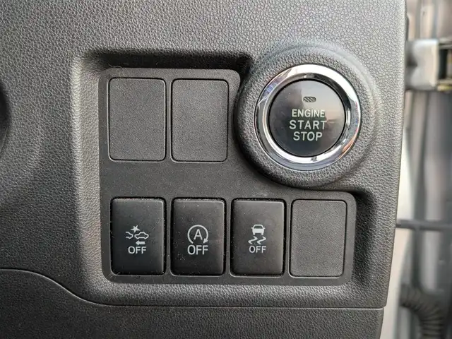 トヨタ パッソ モーダ　S 福井県 2018(平30)年 10.8万km シルバー 純正SDナビ（NSCD-W66）/・（ワンセグTV/CD/Bluetooth）/バックカメラ/スマートアシスト/アイドリングストップ/横滑り防止装置/エンジンスタートボタン/ETC/オートLEDライト/純正ホイールキャップ/純正フロアマット/スマートキー/保証書・取扱説明書