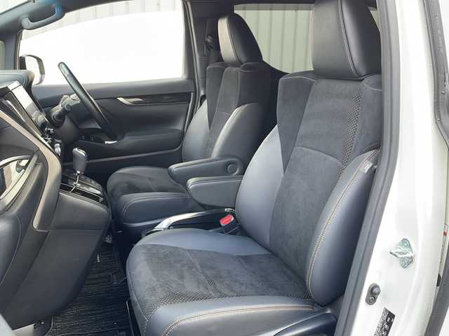 トヨタ アルファード S タイプゴールド 道北・旭川 2021(令3)年 3.4万km ラグジュアリーホワイトパールクリスタルシャインガラスフレーク /4WD//禁煙車//純正ディスプレイオーディオナビ機能付き//CD/DVD/BT/USB/フルセグ//純正フリップダウンモニター//両側パワースライドドア//パワーバックドア//ハーフレザーシート//バックカメラ//トヨタセーフティセンス//PCS/ACC/LTA/PKSB/RSA//クリアランスソナー//アイドリングストップ//オートハイビーム//オートライト//3眼LEDヘッドライト//フォグライト//オートリトラミラー//ビルトインETC2.0//前後ドライブレコーダー//純正フロアマット//ドアバイザー//プッシュスタート//保証書//取説