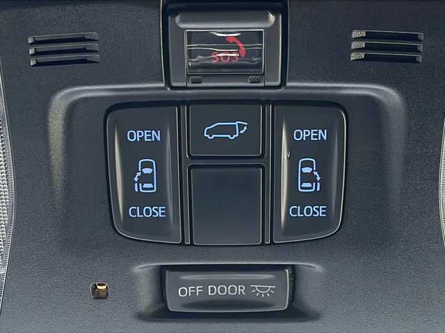 トヨタ アルファード S タイプゴールド 道北・旭川 2021(令3)年 3.4万km ラグジュアリーホワイトパールクリスタルシャインガラスフレーク /4WD//禁煙車//純正ディスプレイオーディオナビ機能付き//CD/DVD/BT/USB/フルセグ//純正フリップダウンモニター//両側パワースライドドア//パワーバックドア//ハーフレザーシート//バックカメラ//トヨタセーフティセンス//PCS/ACC/LTA/PKSB/RSA//クリアランスソナー//アイドリングストップ//オートハイビーム//オートライト//3眼LEDヘッドライト//フォグライト//オートリトラミラー//ビルトインETC2.0//前後ドライブレコーダー//純正フロアマット//ドアバイザー//プッシュスタート//保証書//取説