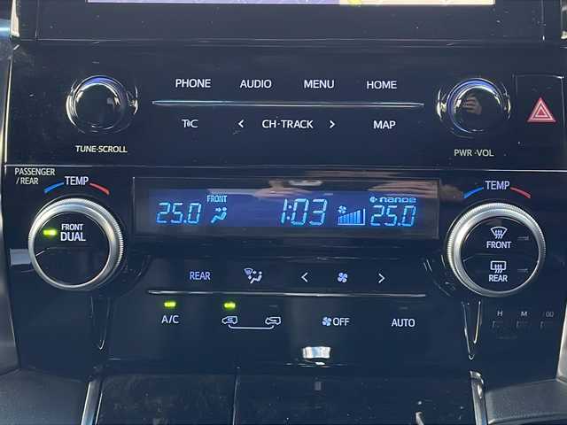 トヨタ アルファード S タイプゴールド 道北・旭川 2021(令3)年 3.4万km ラグジュアリーホワイトパールクリスタルシャインガラスフレーク /4WD//禁煙車//純正ディスプレイオーディオナビ機能付き//CD/DVD/BT/USB/フルセグ//純正フリップダウンモニター//両側パワースライドドア//パワーバックドア//ハーフレザーシート//バックカメラ//トヨタセーフティセンス//PCS/ACC/LTA/PKSB/RSA//クリアランスソナー//アイドリングストップ//オートハイビーム//オートライト//3眼LEDヘッドライト//フォグライト//オートリトラミラー//ビルトインETC2.0//前後ドライブレコーダー//純正フロアマット//ドアバイザー//プッシュスタート//保証書//取説