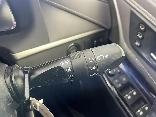 トヨタ ハリアー プレミアム スタイルアッシュ 埼玉県 2017(平29)年 5.4万km スパークリングブラックパールクリスタルシャイン アルパイン9インチナビ/レーダークルーズコントロール/トヨタセーフティーセンス/パワーシート/シートメモリー/シートヒーター/アルカンターラ調ルームミラー/パワーバックドア/オートライト/オートハイビーム/自動防眩ルームミラー/ドラレコ前後/ビルトインETC