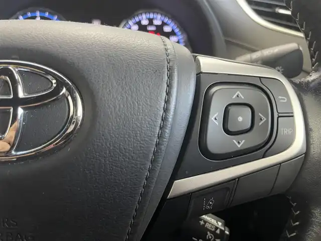 トヨタ ハリアー プレミアム スタイルアッシュ 埼玉県 2017(平29)年 5.4万km スパークリングブラックパールクリスタルシャイン アルパイン9インチナビ/レーダークルーズコントロール/トヨタセーフティーセンス/パワーシート/シートメモリー/シートヒーター/アルカンターラ調ルームミラー/パワーバックドア/オートライト/オートハイビーム/自動防眩ルームミラー/ドラレコ前後/ビルトインETC