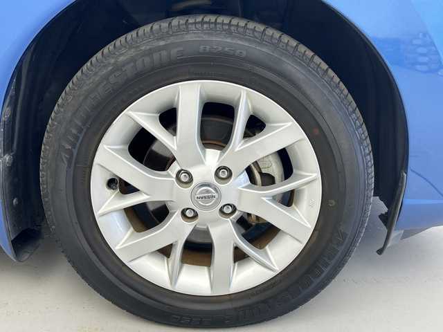 日産 ノート e－パワー メダリスト 福島県 2017(平29)年 2.8万km シャイニングブルー /禁煙車//全周囲モニター//純正ナビ//クリアランスソナー//ＬＥＤライト//ＥＴＣ//インテリジェントルームーミラー//オートライト//フォグライト//ＢＴ//スマートキー//エマージェンシーブレーキ//純正１５インチＡＷ付タイヤ//取扱説明書//保証書//スペアキー有り