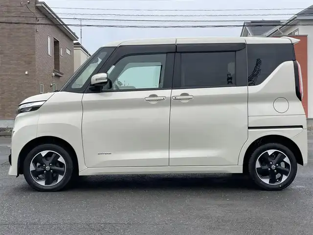 日産 ルークス ハイウェイスター X 道央・札幌 2020(令2)年 3.1万km フローズンバニラパール ４WD/ワンオーナー/純正ディーラーOPナビ/CD/DVD/BT/フルセグ/プロパイロット/エマージェンシーブレーキ/横滑り防止装置/レーンキープアシスト/クリアランスソナー/アラウンドビューモニター/ドライブレコーダー/アイドリングストップ/両側パワースライドドア/前席シートヒーター/シートカバー/ステアリングリモコン/プッシュスタート/スマートキー/LEDヘッドライト/オートライト/オートハイビーム/フォグランプ/ヘッドライトレベライザー/電動格納ミラー/ウィンカーミラー/純正フロアマット/ドアバイザー/スペアキー