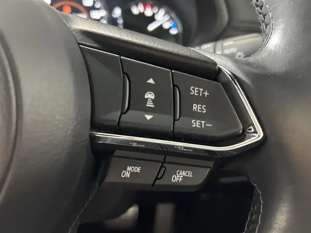 マツダ ＣＸ－８ XD Lパッケージ 大阪府 2022(令4)年 3.3万km スノーフレイクホワイトパールマイカ 赤革シート BOSEサウンド 純正10.25incナビTV 360カメラ フリップダウンモニター パワーシート/ヒーター/エアコン ハンドルヒーター 電動リアゲート ヘッドアップディスプレイ レーダーC 衝突軽減B レーンアシスト