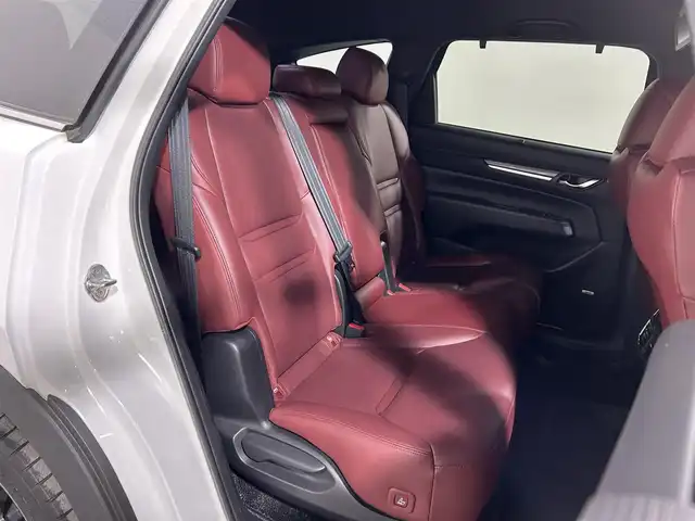 マツダ ＣＸ－８ XD Lパッケージ 大阪府 2022(令4)年 3.3万km スノーフレイクホワイトパールマイカ 赤革シート BOSEサウンド 純正10.25incナビTV 360カメラ フリップダウンモニター パワーシート/ヒーター/エアコン ハンドルヒーター 電動リアゲート ヘッドアップディスプレイ レーダーC 衝突軽減B レーンアシスト