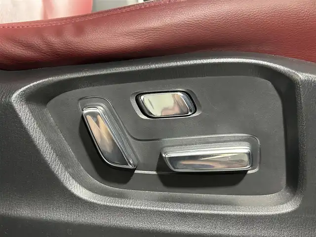 マツダ ＣＸ－８ XD Lパッケージ 大阪府 2022(令4)年 3.3万km スノーフレイクホワイトパールマイカ 赤革シート BOSEサウンド 純正10.25incナビTV 360カメラ フリップダウンモニター パワーシート/ヒーター/エアコン ハンドルヒーター 電動リアゲート ヘッドアップディスプレイ レーダーC 衝突軽減B レーンアシスト