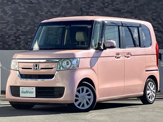 ホンダ Ｎ ＢＯＸ G EX ホンダセンシング 静岡県 2018(平30)年 4.9万km プレミアムピンクP エンジンスタートボタン/パワーステアリング/パワーウィンドウ/アイドリングストップ/オートエアコン/レーダークルーズコントロール/スマートキー/USB入力端子/純正ETC/バックカメラ/純正ナビ（CD/DVD/BT/フルセグ）/ドライブレコーダー前後/ウォークスルー/純正フロアマット/布シート/両側パワースライドドア/ABS/横滑り防止装置/コーナーセンサー/レーンキープアシスト/オートライト/オートマチックハイビーム/LEDヘッドライト/W+サイドエアバッグ/衝突軽減システム/カーテンエアバッグ/合皮シートカバー/大型ルーフコンソール