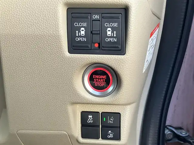 ホンダ Ｎ ＢＯＸ G EX ホンダセンシング 静岡県 2018(平30)年 4.9万km プレミアムピンクP エンジンスタートボタン/パワーステアリング/パワーウィンドウ/アイドリングストップ/オートエアコン/レーダークルーズコントロール/スマートキー/USB入力端子/純正ETC/バックカメラ/純正ナビ（CD/DVD/BT/フルセグ）/ドライブレコーダー前後/ウォークスルー/純正フロアマット/布シート/両側パワースライドドア/ABS/横滑り防止装置/コーナーセンサー/レーンキープアシスト/オートライト/オートマチックハイビーム/LEDヘッドライト/W+サイドエアバッグ/衝突軽減システム/カーテンエアバッグ/合皮シートカバー/大型ルーフコンソール