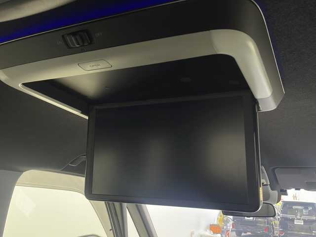 ホンダ ステップワゴン スパーダ eHEV 大阪府 2022(令4)年 5.4万km クリスタルブラックパール 純正９インチナビ/【BT/フルセグTV/USB/AppleCarPlay/AndroidAuto]/純正15.6インチ後席モニター/全方位カメラ/ETC/ドライブレコーダー前後/両側パワースライドドア/ブラインドスポットモニター/衝突被害軽減システム/クルーズコントロール追従/オートライト/コーナーセンサー前後/オットマン/シートバックテーブル/ハーフレザーシート/純正16インチＡＷ/純正フロアマット