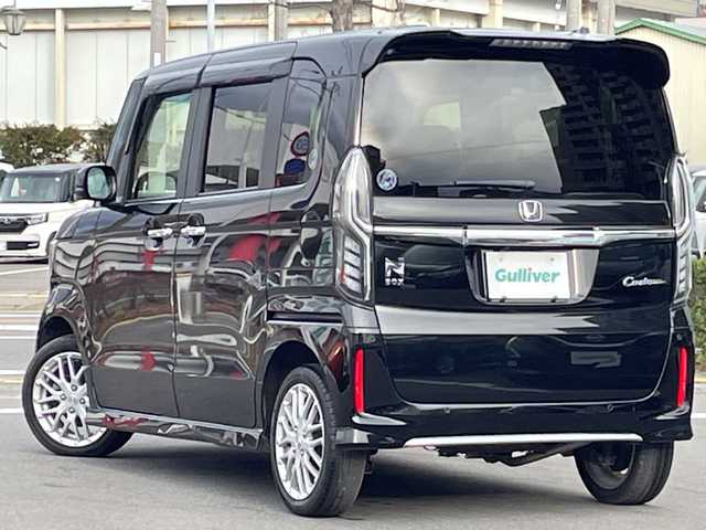 ホンダ Ｎ ＢＯＸ カスタム L ターボ 長野県 2022(令4)年 3.4万km クリスタルブラックパール 禁煙車/4WD/ターボ過給機/純正8型インターナビ/【VXU-227NBi】/ホンダセンシング/・衝突被害軽減システム/・路外逸脱抑制/・標識認識/・アダプティブクルーズコントロール/・オートマチックハイビーム/(Bluetooth/フルセグTV/CD/DVD/USB/SD/FM/AM)/バックカメラ/前後ドライブレコーダー【DRH-224SD】/両側電動スライドドア/パドルシフト/後方コーナーセンサー/前席シートヒーター/純正アルミホイール/純正フロアマット/ハーフレザーシート/LEDヘッドライト/オートライト/オートエアコン/アイドリングストップ(ECON)/ドアバイザー/サイドエアバッグ/カーテンエアバッグ/スマートキー/スペアキー1本/プッシュスタート/パワーステアリング/パワーウインドウ/盗難防止機能/ABS/横滑り防止装置/新車時保証書/取扱説明書