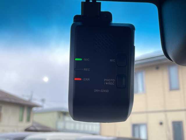 ホンダ Ｎ ＢＯＸ カスタム L ターボ 長野県 2022(令4)年 3.4万km クリスタルブラックパール 禁煙車/4WD/ターボ過給機/純正8型インターナビ/【VXU-227NBi】/ホンダセンシング/・衝突被害軽減システム/・路外逸脱抑制/・標識認識/・アダプティブクルーズコントロール/・オートマチックハイビーム/(Bluetooth/フルセグTV/CD/DVD/USB/SD/FM/AM)/バックカメラ/前後ドライブレコーダー【DRH-224SD】/両側電動スライドドア/パドルシフト/後方コーナーセンサー/前席シートヒーター/純正アルミホイール/純正フロアマット/ハーフレザーシート/LEDヘッドライト/オートライト/オートエアコン/アイドリングストップ(ECON)/ドアバイザー/サイドエアバッグ/カーテンエアバッグ/スマートキー/スペアキー1本/プッシュスタート/パワーステアリング/パワーウインドウ/盗難防止機能/ABS/横滑り防止装置/新車時保証書/取扱説明書