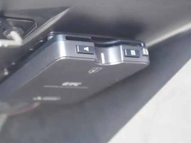 アバルト ５９５ ツーリズモ 埼玉県 2019(令1)年 1.3万km ホワイト 純正ディスプレイオーディオ/・Bluetoothオーディオ/FM/AM/赤合皮シート/純正17インチAW/HIDヘッドライト/パドルシフト/コーナーセンサー（後ろのみ）/純正フロアマット/ETC