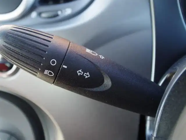 アバルト ５９５ ツーリズモ 埼玉県 2019(令1)年 1.3万km ホワイト 純正ディスプレイオーディオ/・Bluetoothオーディオ/FM/AM/赤合皮シート/純正17インチAW/HIDヘッドライト/パドルシフト/コーナーセンサー（後ろのみ）/純正フロアマット/ETC