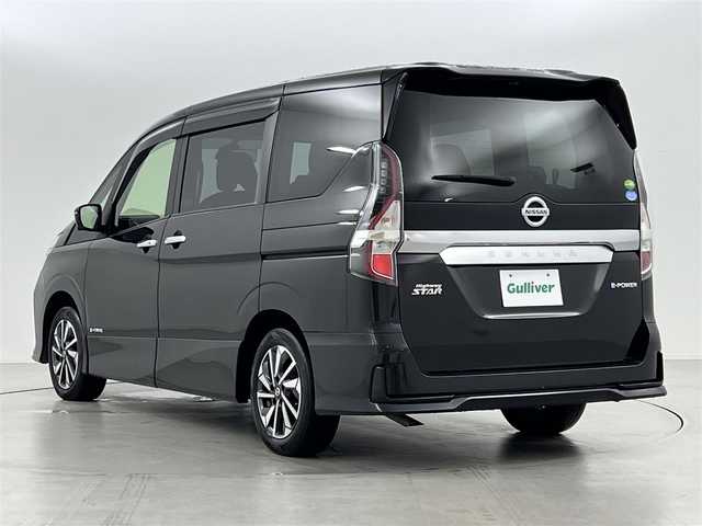 日産 セレナ e－パワー ハイウェイスター V 茨城県 2021(令3)年 2.6万km ダイヤモンドブラック プロパイロット　/・即方支援/・後方支援/・速度標識表示/・道路標識表示/・ふらつき警報/・レーダークルーズコントロール/ＳＤナビゲーション　/【AM/FM/DVD/CD/Bluetooth/フルセグTV/IPOD】/型番：MDV-S708W/アラウンドビューモニター　/エマージェンシーブレーキ　/ＥＴＣ　/両側パワースライドドア　/ハンズフリースライドドア　/デジタルインナーミラー　/社外レーダー　/プッシュスタート/スマートキー/LEDライト/オートライト/フォグライト/ブラインドスポッドモニター/純正フロアマット/ドアバイザー