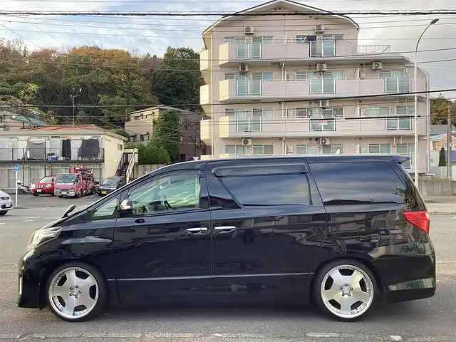 トヨタ アルファード 240S タイプゴールドⅡ 神奈川県 2014(平26)年 10.8万km ブラック 純正9インチSDナビ/ ・フルセグTV/DVD再生/ ・Bluetooth/SD録音/純正11インチフリップダウンモニター/ ・後席用リモコンあり/社外20インチAW/ ・WORKランベックLD1/両側パワースライドドア/パワーバックドア/クリアランスソナー/ハーフレザーシート/クルーズコントロール/キセノン/フォグ/オートライト/バックカメラ/ビルトインETC/ウッドコンビステアリング/ステアリングリモコン/リアオートエアコン/アクセサリーコンセント/ ・AC100V/100W/スマートキーx2/保証書/取扱説明書/点検記録/   27/9・28/11・30/11・R2/11・R3/10