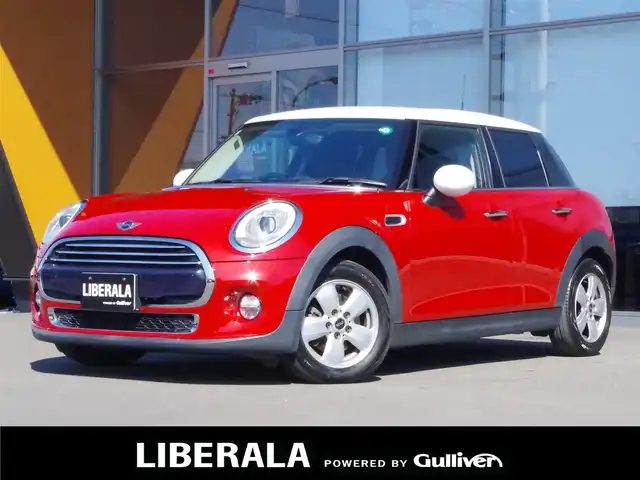 ＭＩＮＩ ＢＭＷ ミニ クーパー 岐阜県 2017(平29)年 7.8万km 赤Ⅱ 純正ナビ/バックカメラ/LEDヘッドライト/オートワイパー/ディスプレイリング/スマートキー