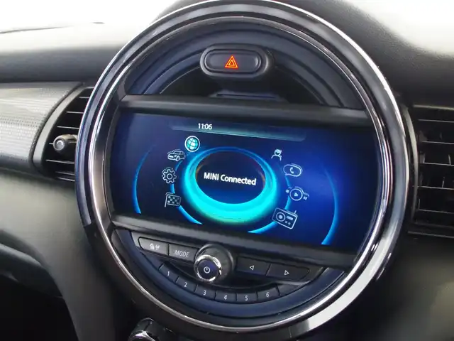 ＭＩＮＩ ＢＭＷ ミニ クーパー 岐阜県 2017(平29)年 7.8万km 赤Ⅱ 純正ナビ/バックカメラ/LEDヘッドライト/オートワイパー/ディスプレイリング/スマートキー