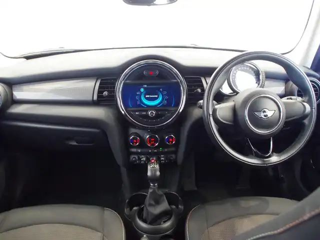 ＭＩＮＩ ＢＭＷ ミニ クーパー 岐阜県 2017(平29)年 7.8万km 赤Ⅱ 純正ナビ/バックカメラ/LEDヘッドライト/オートワイパー/ディスプレイリング/スマートキー