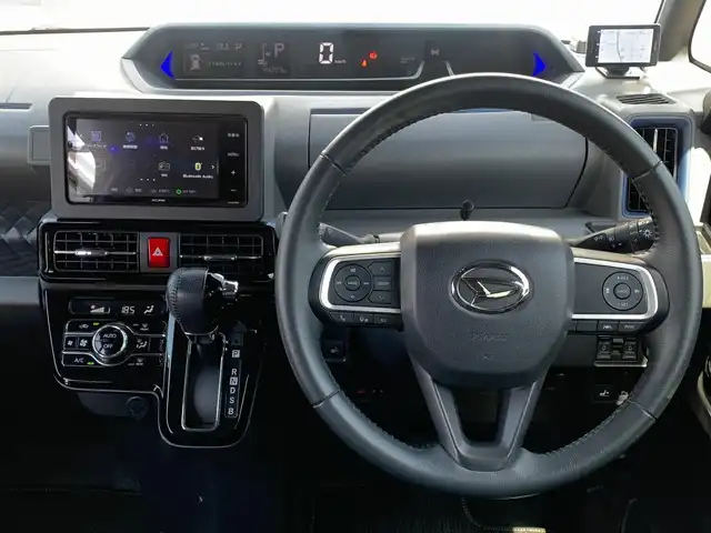 ダイハツ タント カスタム RS 大阪府 2019(令1)年 4.5万km パール 社外ナビ　/ビルトインＥＴＣ　/ターボ車　/クルーズコントロール　/純正フロアマット　/両側パワースライドドア　/ドライブレコーダー（前）　/純正１５インチアルミホイール　/ＬＥＤヘッドライト　/３６０°カメラ/前席シートヒーター/レーダー探知機/フルセグTV