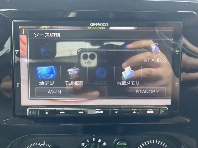 スズキ ジムニー ランドベンチャー 道央・札幌 2016(平28)年 7.4万km クールカーキPM ４WD/5速MT/社外メモリーナビ/CD/DVD/BT/フルセグ/ETC/トランスファ切替/D席シートヒーター/レザーシート/革巻きステアリング/ステアリングリモコン/リモコンキー/ハロゲンヘッドライト/フォグランプ/ヘッドライトレベライザー/電動格納ミラー/ヒーテッドドアミラー/ウィンカーミラー/純正フロアマット/ドアバイザー/スペアキー/純正AW付夏タイヤ積込/175/80/R16/2016年/山1mm