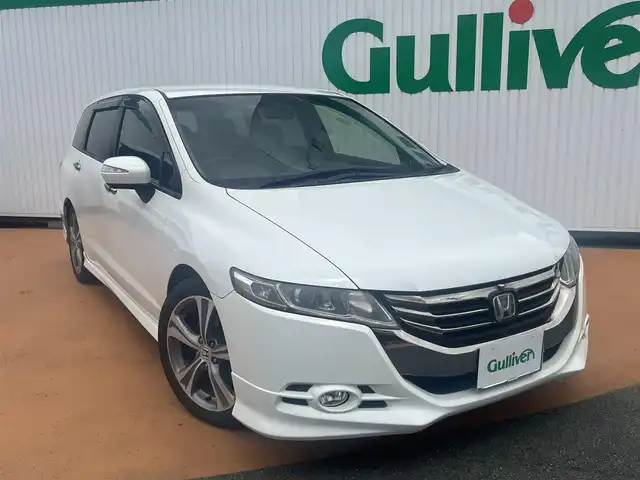 ホンダ オデッセイ アブソルート 三重県 2013(平25)年 14万km ホワイトオーキッドパール ワンオーナー/ACCレーダークルーズ/CMBS衝突軽減ブレーキ/革シート（シートヒーター）/HDDナビゲーション/マルチビューカメラ/リヤエンターテイメント/スマートキー/18インチアルミホイール/HIDヘッドランプ