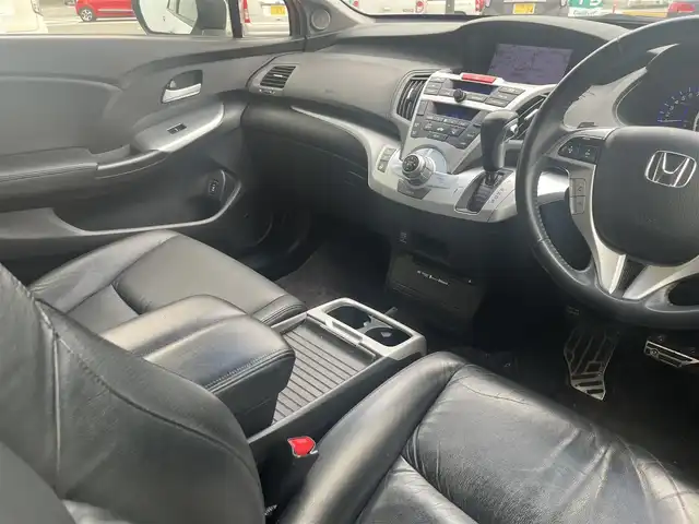 ホンダ オデッセイ アブソルート 三重県 2013(平25)年 14万km ホワイトオーキッドパール ワンオーナー/ACCレーダークルーズ/CMBS衝突軽減ブレーキ/革シート（シートヒーター）/HDDナビゲーション/マルチビューカメラ/リヤエンターテイメント/スマートキー/18インチアルミホイール/HIDヘッドランプ