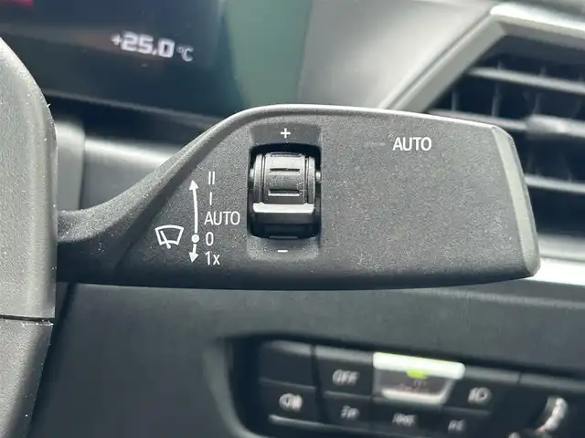 ＢＭＷ ＢＭＷ Ｍ２ 兵庫県 2024(令6)年 1.1万km サファイアブラックP ワンオーナー/純正HDDナビ/バックカメラ/前後コーナーセンサー/アイドリングストップ/MTモード付AT/ウィンカーミラー/電動格納ミラー/クルーズコントロール/プッシュスタート/ETC/ドライブレコーダー/パワーシート/レザーシート/LEDヘッドライト/オートライト/スマートキー/純正フロアマット/取扱説明書・保証書