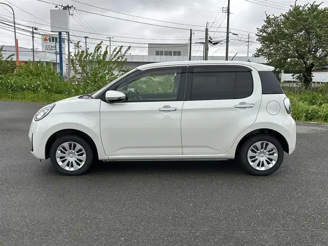 トヨタ パッソ モーダ 山形県 2021(令3)年 1万km パールホワイトⅢ 衝突被害軽減システム/純正SDナビ /　　【CD BT ワンセグ AUX】/バックカメラ/LEDオートライト/アイドリングストップ/横滑り防止装置/コーナーセンサー/ステアリングスイッチ/電動格納ウィンカーミラー/スマートキー×2/ETC