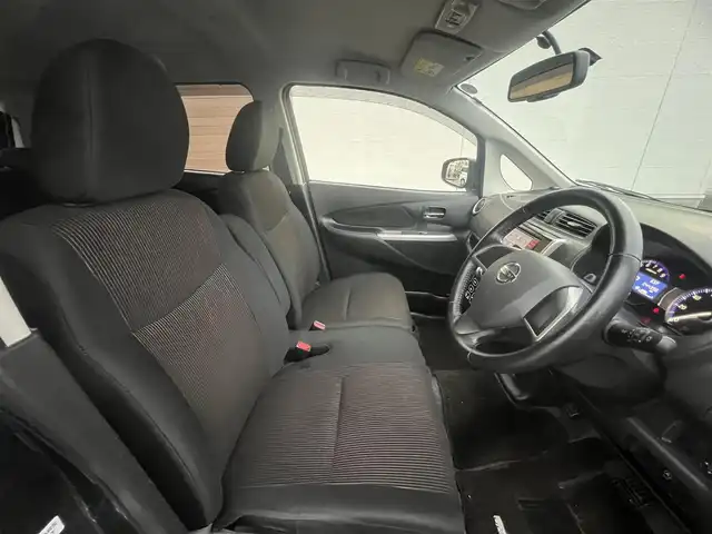 日産 デイズ ハイウェイスターX 秋田県 2013(平25)年 4.5万km プレミアムパープルP 純正ナビ/フルセグテレビ/スマートキー/バックカメラ/純正アルミ/純正フロアマット/プッシュスタート/アイドリングストップ/オートエアコン/純正ドアバイザー/電動格納ウインカーミラー/アラウンドビューモニター/パワーステアリング/パワーウインドウ/保証書/記録簿/ベンチシート/ABS/キセノンヘッドライト/エアバッグ（ダブル）
