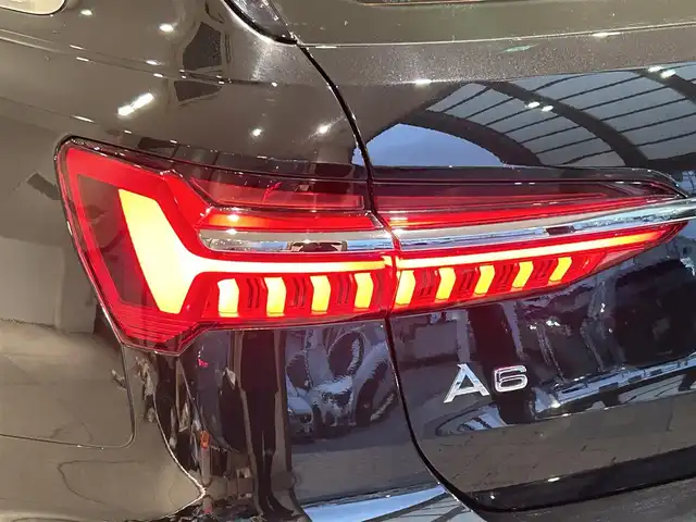 アウディ Ａ６ 55TFSIクワトロ デビューPKG 愛知県 2019(令1)年 4.4万km 黒 レザーシート　/マトリクスＬＥＤ　/バーチャルコクピット　/純正ナビ　/Ｂｌｕｅｔｏｏｔｈ　/フルセグＴＶ　/３６０度カメラ　/シートヒーター/ＡＣＣ　/ＬＫＡ　/ＬＤＷ　/ＢＳＭ　/ＥＴＣ２．０　/２０インチＡＷ/プッシュスタート/アイドリングストップ/ウィンカーミラー