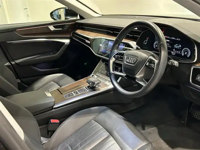 アウディ Ａ６ 55TFSIクワトロ デビューPKG 愛知県 2019(令1)年 4.4万km 黒 レザーシート　/マトリクスＬＥＤ　/バーチャルコクピット　/純正ナビ　/Ｂｌｕｅｔｏｏｔｈ　/フルセグＴＶ　/３６０度カメラ　/シートヒーター/ＡＣＣ　/ＬＫＡ　/ＬＤＷ　/ＢＳＭ　/ＥＴＣ２．０　/２０インチＡＷ/プッシュスタート/アイドリングストップ/ウィンカーミラー