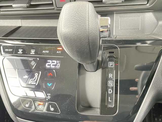 日産 ルークス ハイウェイスター X 道央・札幌 2020(令2)年 1.1万km フローズンバニラパール ・４WD/・衝突防止装置ブレーキアシスト/・トラクションコントロール/・社外オーディオ/CD/AUX/・アラウンドビューモニター/・片側パワースライドドア/・シートヒーター運転席/助手席/・ステアリングヒーター/・LEDヘッドライト/オートハイビーム/・スマートキー/・レーンキープアシスト/・横滑り防止装置/・盗難防止装置/・アイドリングストップ/・ABS
