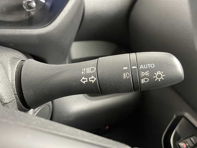 日産 ルークス ハイウェイスター X 道央・札幌 2020(令2)年 1.1万km フローズンバニラパール ・４WD/・衝突防止装置ブレーキアシスト/・トラクションコントロール/・社外オーディオ/CD/AUX/・アラウンドビューモニター/・片側パワースライドドア/・シートヒーター運転席/助手席/・ステアリングヒーター/・LEDヘッドライト/オートハイビーム/・スマートキー/・レーンキープアシスト/・横滑り防止装置/・盗難防止装置/・アイドリングストップ/・ABS