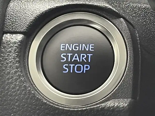 トヨタ シエンタ G 滋賀県 2024(令6)年 1.1万km アーバンカーキ 純正10.5型ナビ/・フルセグTV/・Bluetooth/・ミラキャスト/バックカメラ/両側パワースライドドア/衝突軽減ブレーキ/車線逸脱警報/レーダークルーズコントロール/ETC2.0/プッシュスタート/スマートキー/電格ミラー/ウインカーミラー/ドアバイザー/純正フロアマット/禁煙車