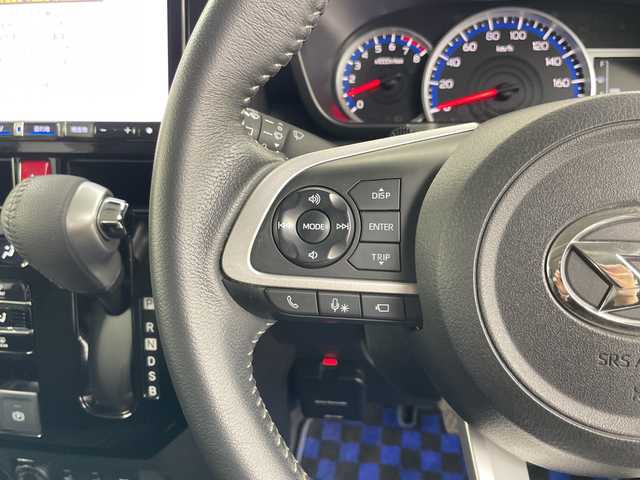 ダイハツ トール カスタムG 道央・札幌 2020(令2)年 2.3万km ブラックマイカメタリック/ターコイズブルーマイカメタリック ・４WD  / スマートアシスト/・衝突被害軽減ブレーキ/・レーダークルーズコントロール/・レーンキープアシスト/・オートマチックハイビーム/・純正ディーラーOP ナビ/・Bluetooth/CD/DVD/USB/SD/フルセグTV/・アラウンドビューモニター/・両側パワースライドドア/・ハーフレザーシート/・前席シートヒーター/・LEDヘッドライト/オートライト/・スマートキー/・純正ドライブレコーダー/・横滑り防止装置/盗難防止装置/・ETC/・アイドリングストップ/・積込サマータイヤ純正AW付