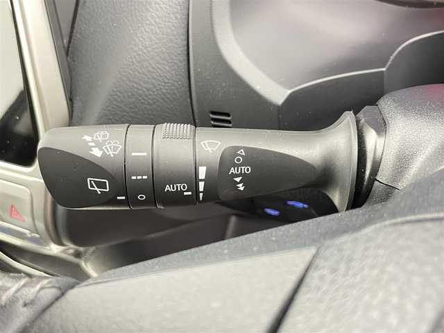 トヨタ ランドクルーザー プラド TX Lパッケージ 千葉県 2022(令4)年 3.4万km アティチュードブラックマイカ 4WD/サンルーフ/トヨタセーフティセンス/・プリクラッシュセーフティ/・レーンディパーチャーアラート/・ロードサインアシスト/・先行車発進告知/・オートハイビーム/社外9インチメモリナビ/CD DVD BT HDMI フルセグ/バックカメラ/レーダークルーズコントロール/LEDオートライト/レザーシート/パワーシート/シートクーラー/純正19インチアルミホイール/センターデフロック/スマートキー×2/プッシュスタート/ETC