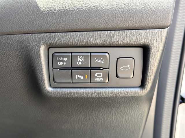 マツダ ＣＸ－８ XD Lパッケージ 宮城県 2021(令3)年 6.9万km プラチナクォーツメタリック オフロードトラクションアシスト/アドバンスドスマートシティブレーキサポート/ブラインドスポットモニタリング/パーキングセンサー（フロント/リア）/レーダークルーズコントロール/スマートブレーキサポート/レーンキープアシストシステム/車線逸脱警報システム/ドライバーアテンションアラート/アダプティブLEDヘッドランプ/アクティブドライビングディスプレイ/360度ビューモニター/マツダコネクトナビ（10.25インチセンターディスプレイ）/・フルセグTV/・Bluetooth/・USB/ETC/ドライブレコーダー/ハンズフリーパワーバックドア/本革シート/パワーシート（運転席メモリー機能付）/シートヒーター（前席/2列目）/シートベンチレーション（前席）/革巻きステアリング/ステアリングヒーター/電動パーキングブレーキ/ブレーキホールド/LEDヘッドランプ/フォグランプ/オートライト/スマートキー＆プッシュスタート/電動格納ミラー/ルーフレール/純正19インチAW/フロアマット/W/サイド/カーテンエアバッグ