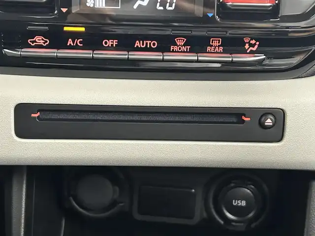 スズキ スイフト HYBRID MX 道央・札幌 2024(令6)年 1.3万km 黄Ｍ ・4WD/・２トーンルーフ（クールイエローMｘガンメタルーフ）/・純正9inchメモリーナビ/　CD/DVD/Bt/USB/iPod/HDMI/フルセグ/　AppleCarPlay/AndroidAuto/・全方位カメラ/・デュアルセンサーブレーキサポートII/・アダプティブクルーズコントロール/・ブラインドスポットモニター/・車線逸脱支援機能/・LEDヘッドライト/・オートハイビーム/・オートライト/・シートヒーター（D/N）/・前後コーナーセンサー/・純正16インチアルミ/・ヘッドライトレベライザー/・保証書（有）/・スペアキーｘ１