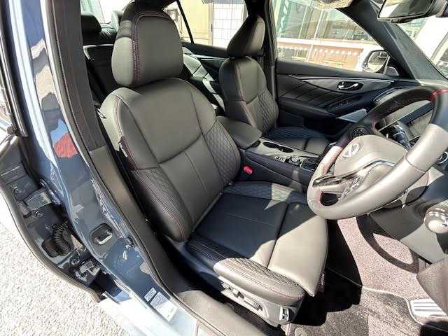 日産 スカイライン ニスモ 埼玉県 2023(令5)年 0.1万km グレー メーカーナビ/【CD/DVD/フルセグ/Bluetooth】/アラウンドビューカメラ/レーダークルーズコントロール/サンルーフ/BOSEサウンド/ETC2.0/パドルシフト/クリアランスソナー/コーナリングランプ/NISMO専用バンパー〈フロント・リヤ〉/ NISMO専用LEDフォグランプ〈フロント・リヤ〉/ NISMO専用サイドシルプロテクター/ NISMO専用エンブレム〈フロント・リヤ〉/ NISMO専用GTエンブレム〈サイド〉/NISMO専用タイヤ（DUNLOP SP SPORT MAXX GT 600）/NISMO専用エンケイ製19インチアルミホイール/シートヒーターD+N席